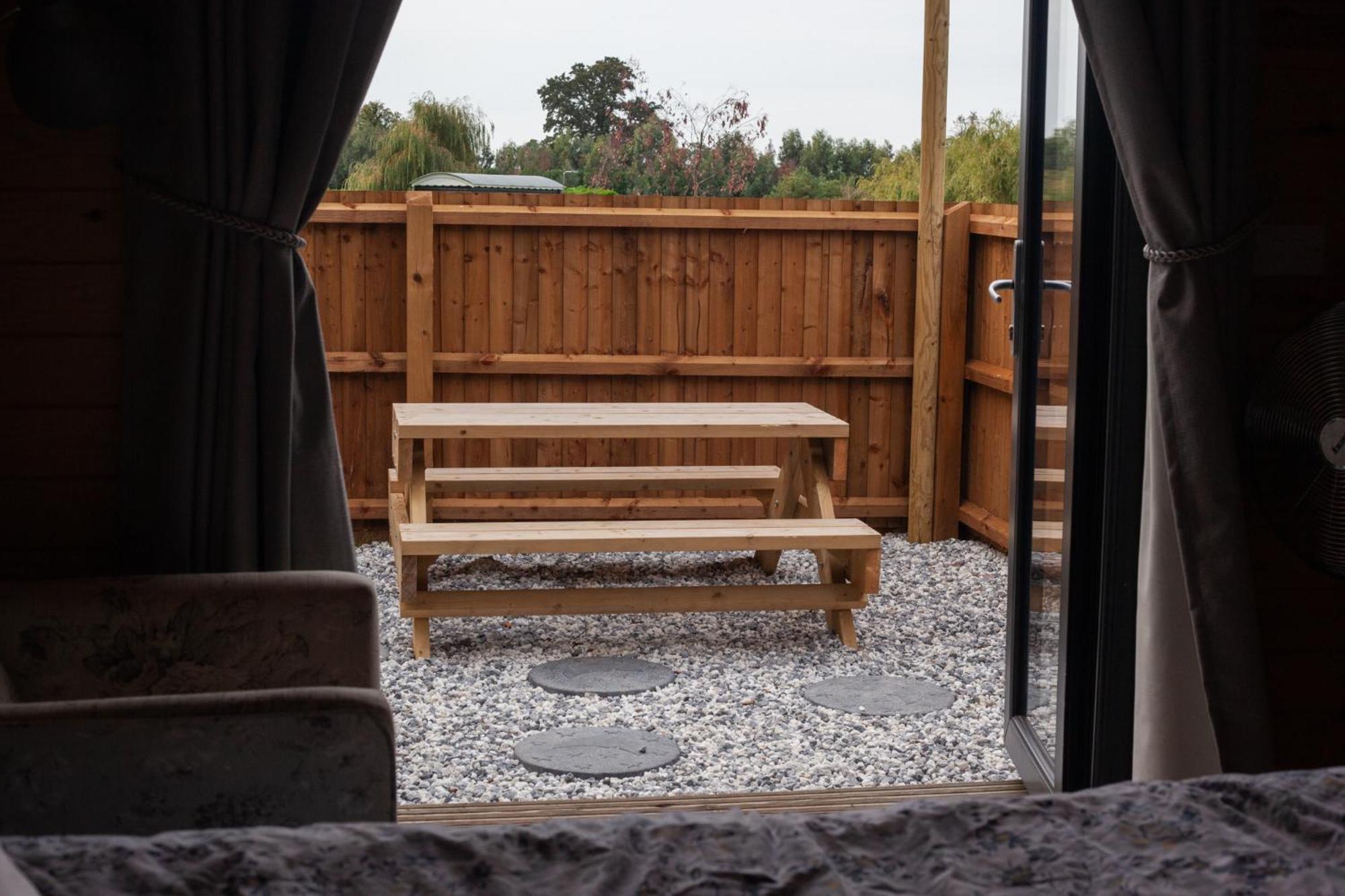 Wildflower Meadow Cabins Whitington Zewnętrze zdjęcie